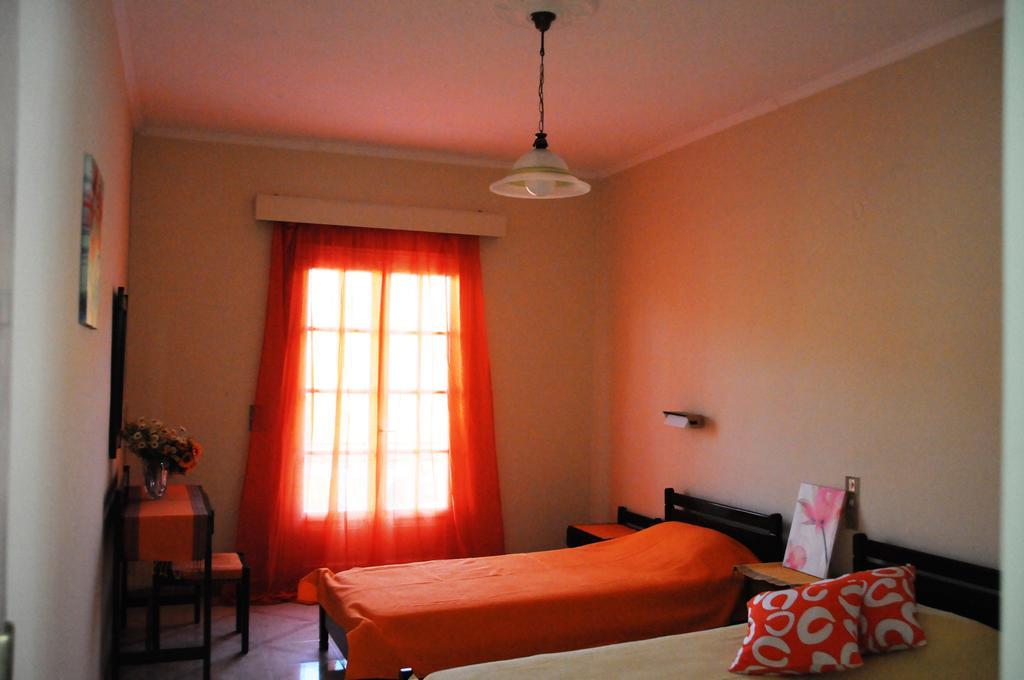 Apartamento Vicky'S Garden Kalamákion Exterior foto